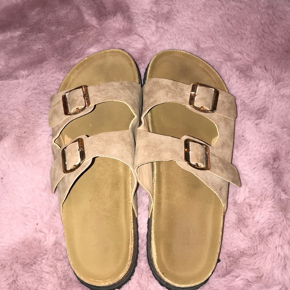 Fake birkenstock - Picture 1 of 5
